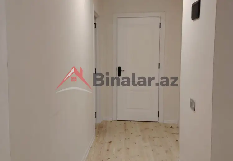 100 AZN - 4 otaqlı mənzil Kirayə (aylıq), Gəncə