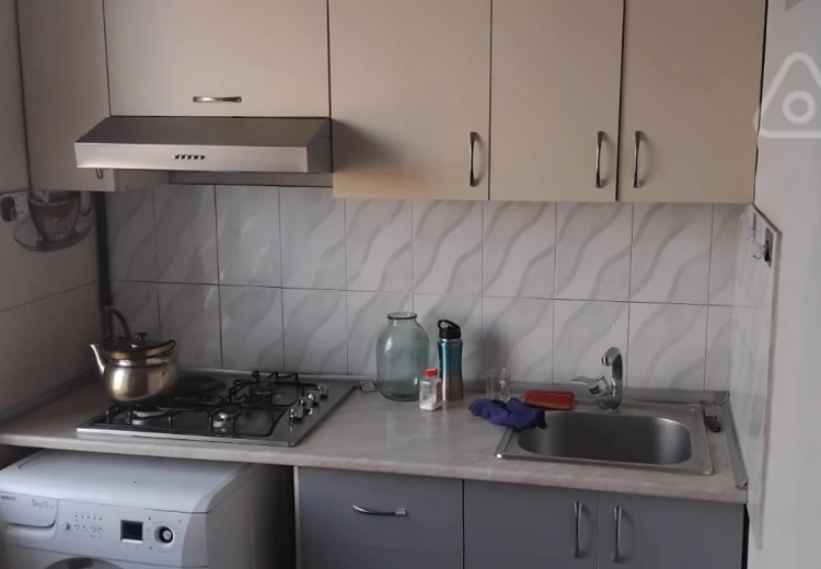 100 AZN - 3 otaqlı mənzil Kirayə (aylıq), Bakıxanov qəs., Sabunçu, Bakı