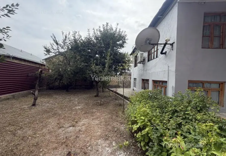95 000 AZN - 9 otaqlı mənzil Satılır, Şəki
