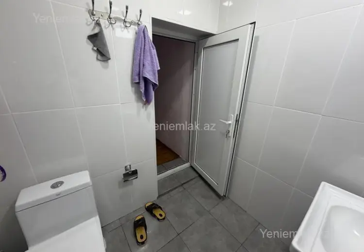 95 000 AZN - 9 otaqlı mənzil Satılır, Şəki