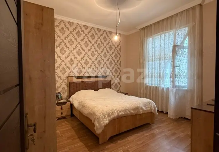 120 000 AZN - 4 otaqlı mənzil , Gəncə