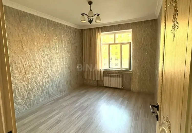 650 AZN - 3 otaqlı mənzil Kirayə (aylıq), Yeni Günəşli qəs., Suraxanı, Bakı