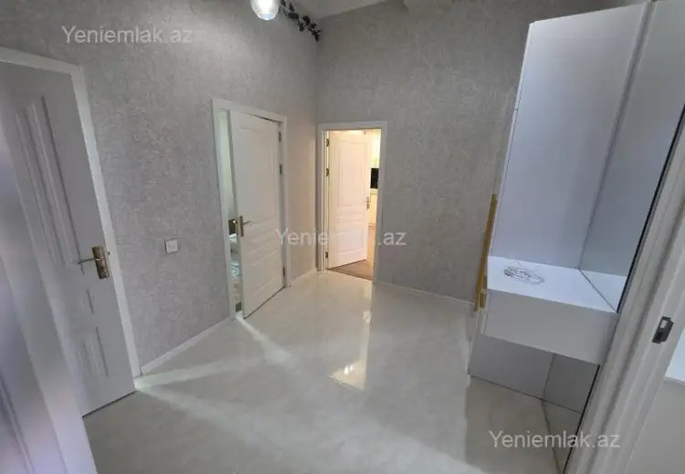 600 AZN - 3 otaqlı mənzil Kirayə (aylıq), Sumqayıt Bulvarı, Sumqayıt