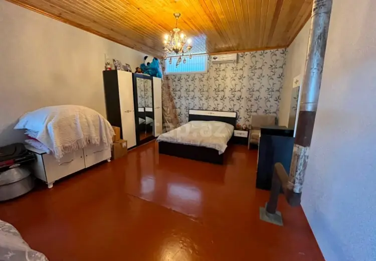 83 000 AZN - 6 otaqlı mənzil , Şəki
