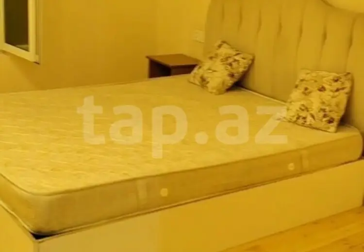 450 AZN - 4 otaqlı mənzil Kirayə (aylıq), Balaxanı qəs., Sabunçu, Bakı