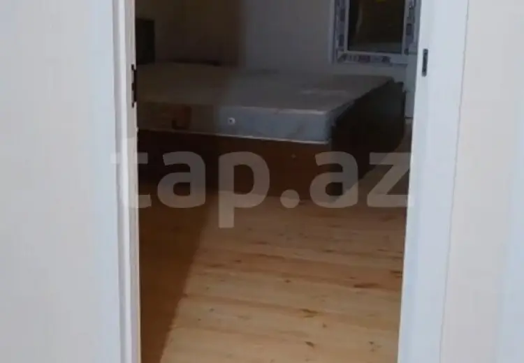 450 AZN - 4 otaqlı mənzil Kirayə (aylıq), Balaxanı qəs., Sabunçu, Bakı