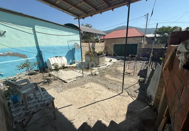 58 000 AZN - 3 otaqlı mənzil , Şəki