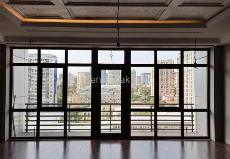 600 000 AZN - 4 otaqlı mənzil Satılır, Nəsimi, Bakı