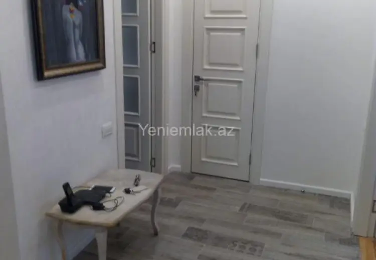 1 299 AZN - 3 otaqlı mənzil Kirayə (aylıq), Səbail, Bakı