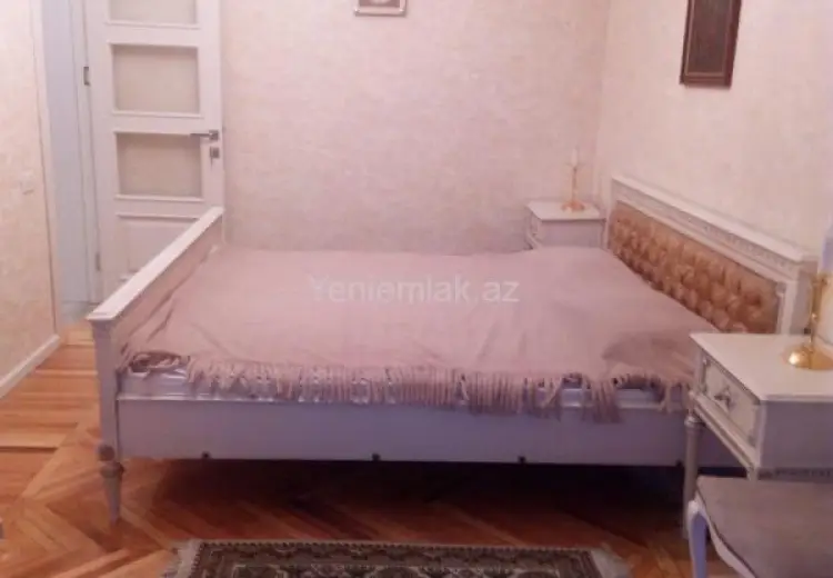 1 299 AZN - 3 otaqlı mənzil Kirayə (aylıq), Səbail, Bakı