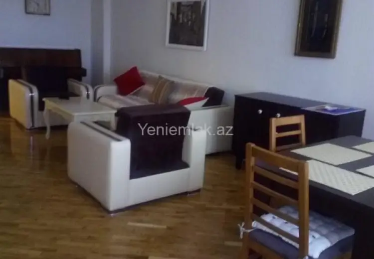 1 299 AZN - 3 otaqlı mənzil Kirayə (aylıq), Səbail, Bakı