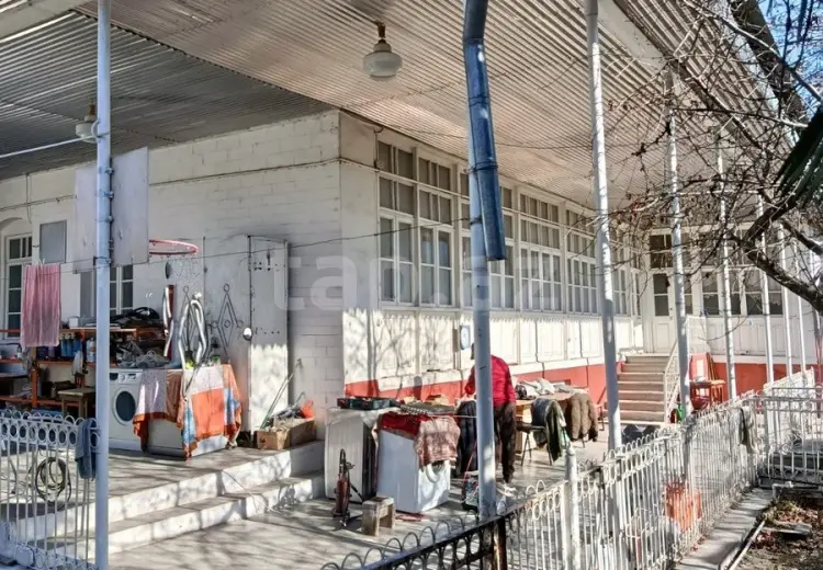 75 000 AZN - 5 otaqlı mənzil , Şəki