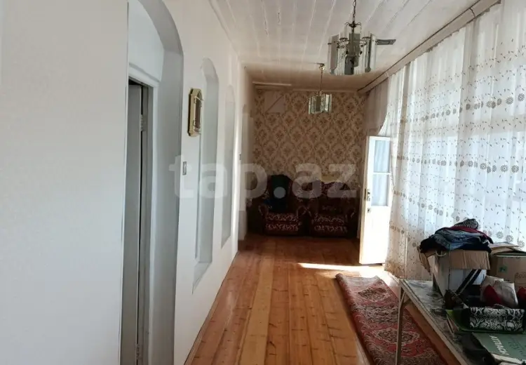 75 000 AZN - 5 otaqlı mənzil , Şəki