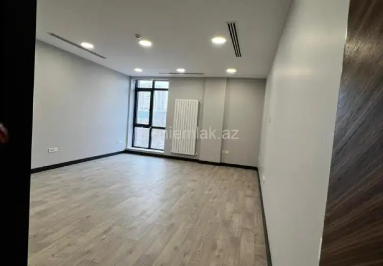 4 500 AZN - 220 m² Obyekt / Ofis Kirayə (aylıq), Nəsimi, Bakı
