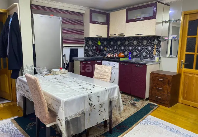 120 AZN - 5 otaqlı mənzil Kirayə (aylıq), Badamdar qəs., Səbail, Bakı