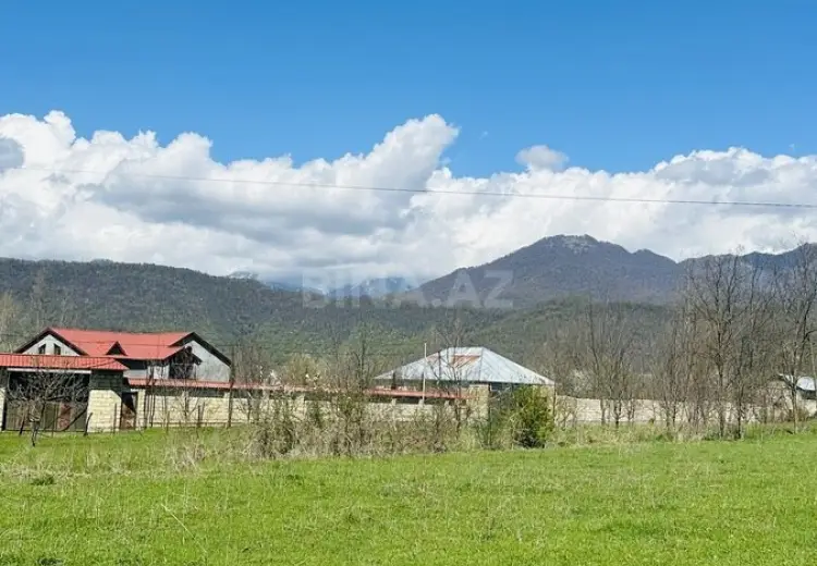 78 000 AZN - 12 sot Torpaq Satılır, Qəbələ
