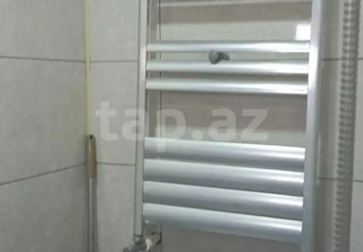 330 AZN - 3 otaqlı mənzil Kirayə (aylıq), Binə qəs., Xəzər, Bakı