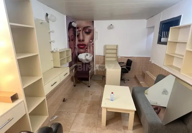 43 000 AZN - 38 m² Obyekt / Ofis Satılır, Abşeron
