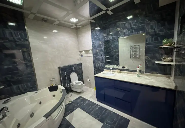 1 600 AZN - 4 otaqlı mənzil Kirayə (aylıq), Nəsimi, Bakı