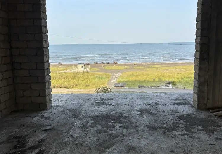 500 000 AZN - 810 m² Obyekt / Ofis Satılır, Astara