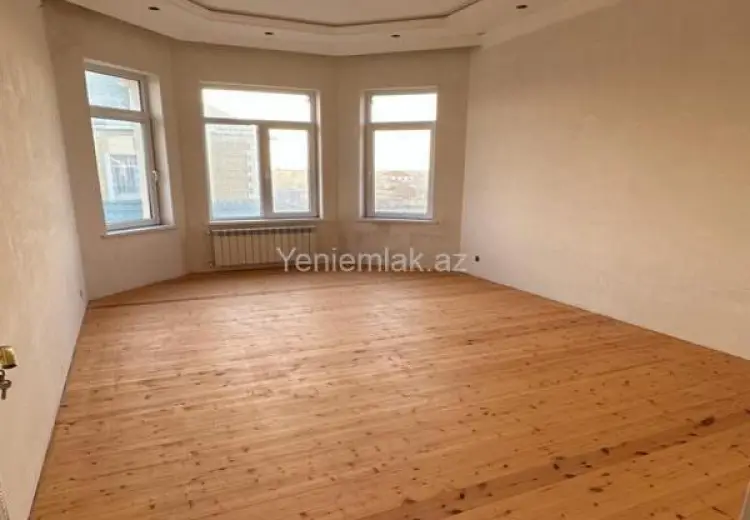 260 000 AZN - 7 otaqlı mənzil Satılır, Saray, Abşeron