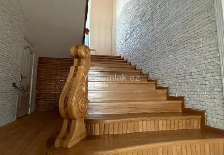 260 000 AZN - 7 otaqlı mənzil Satılır, Saray, Abşeron