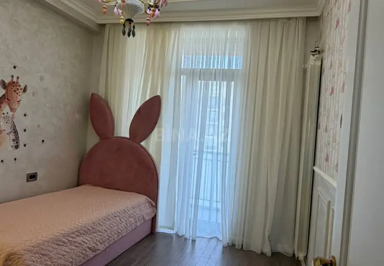 335 000 AZN - 4 otaqlı mənzil Satılır, Yasamal qəs., Abşeron