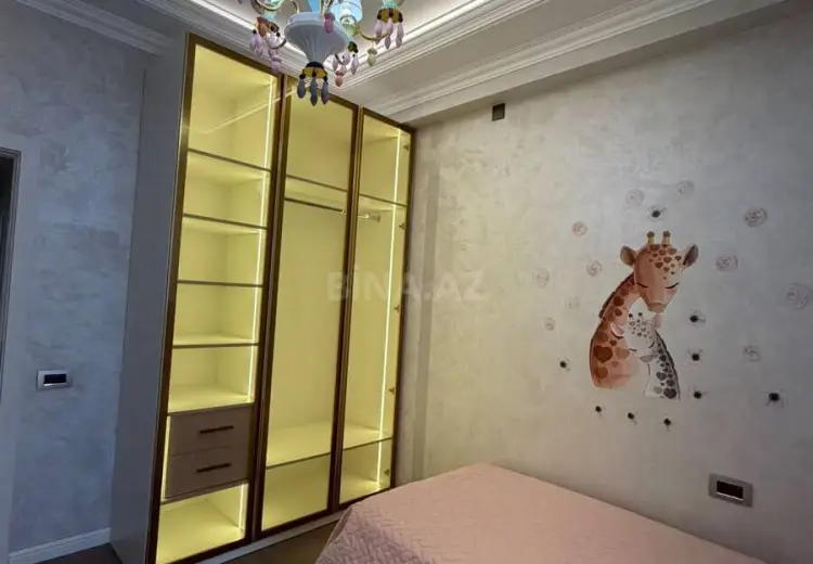335 000 AZN - 4 otaqlı mənzil Satılır, Yasamal qəs., Abşeron