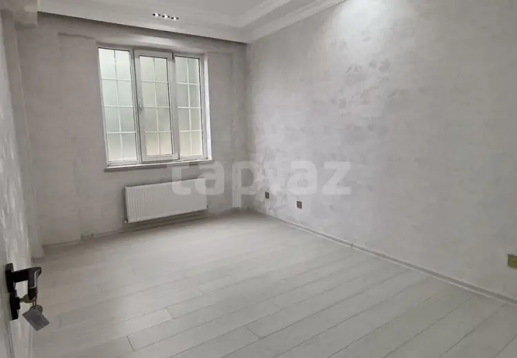 135 000 AZN - 3 otaqlı mənzil , Gəncə