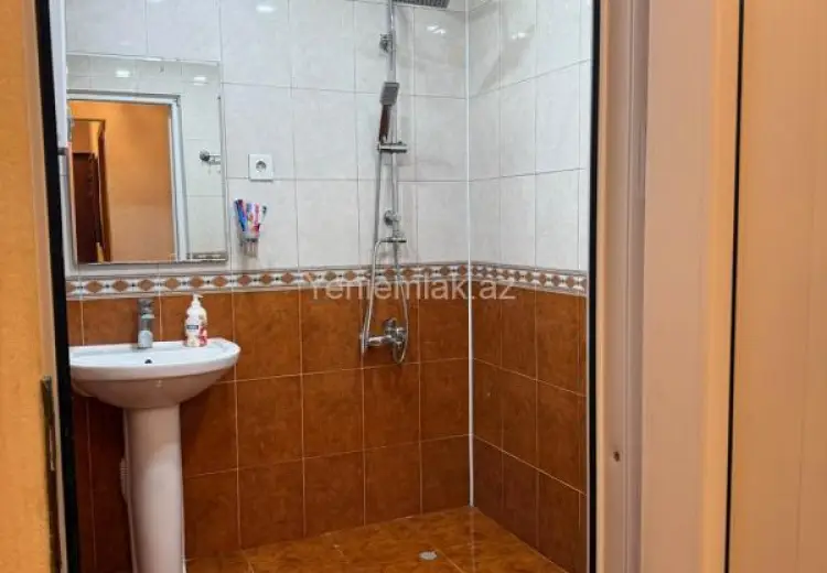 600 AZN - 3 otaqlı mənzil Kirayə (aylıq), Əhmədli, Xətai, Bakı