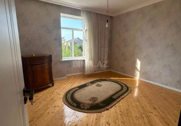 96 000 AZN - 8 otaqlı mənzil Satılır, Xudat