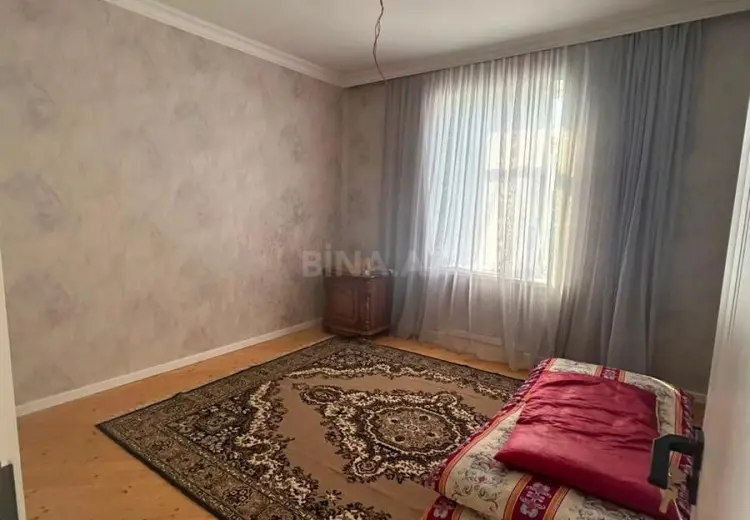 96 000 AZN - 8 otaqlı mənzil Satılır, Xudat