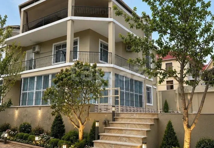 3 000 AZN - 7 otaqlı mənzil Kirayə (aylıq), Badamdar qəs., Səbail, Bakı