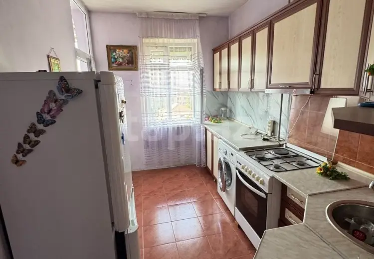 100 AZN - 3 otaqlı mənzil Kirayə (aylıq), Gəncə
