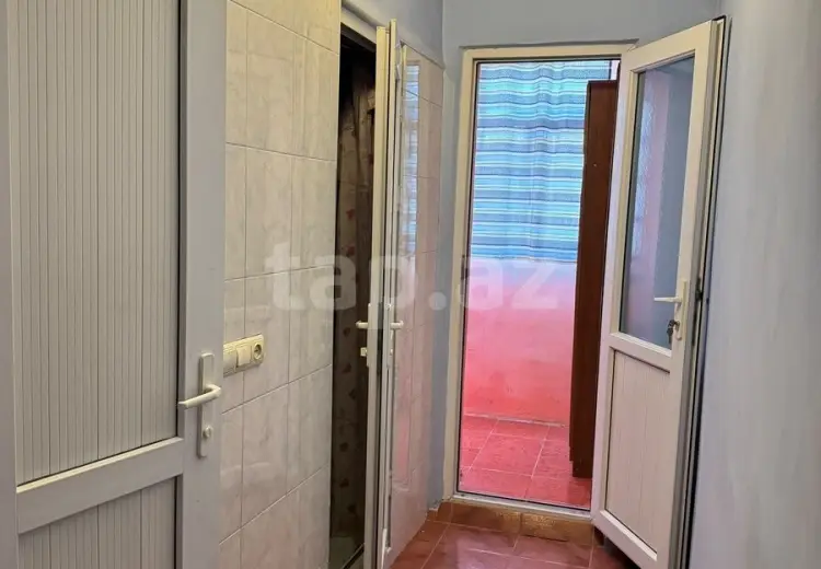 100 AZN - 3 otaqlı mənzil Kirayə (aylıq), Gəncə