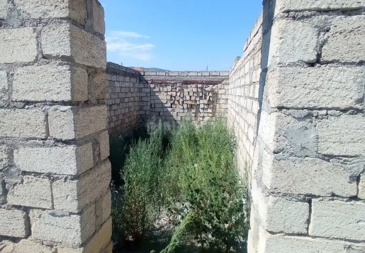 20 000 AZN - 4 otaqlı mənzil Satılır, Siyəzən