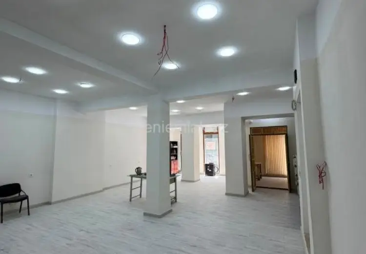 2 200 AZN - 100 m² Obyekt / Ofis Kirayə (aylıq), Nəsimi, Bakı