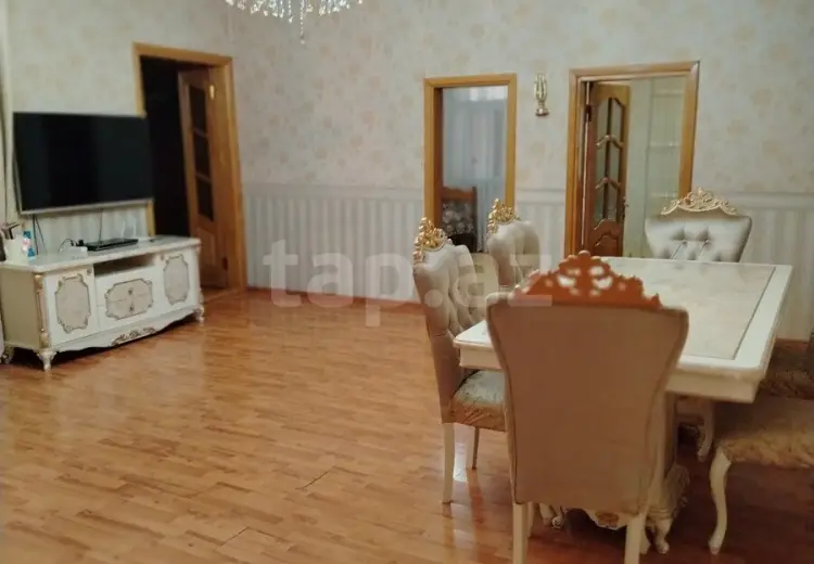 125 000 AZN - 5 otaqlı mənzil , Zaqatala