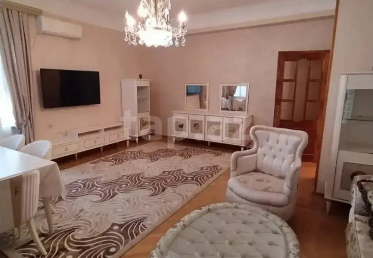 800 AZN - 3 otaqlı mənzil Kirayə (aylıq), Yasamal, Bakı