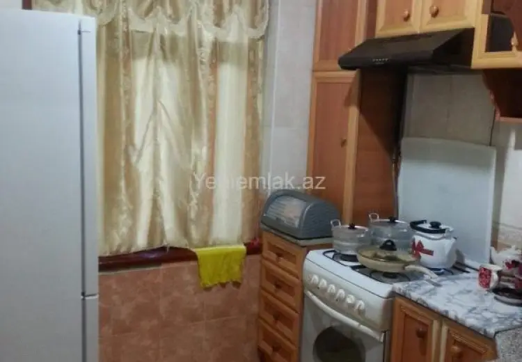 400 AZN - 4 otaqlı mənzil Kirayə (aylıq), 5-ci mikrorayon, Sumqayıt