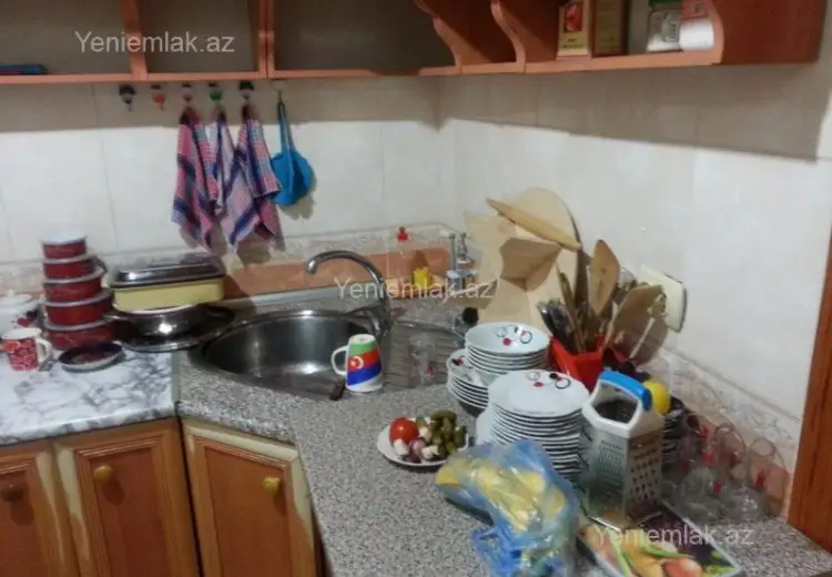 400 AZN - 4 otaqlı mənzil Kirayə (aylıq), 5-ci mikrorayon, Sumqayıt