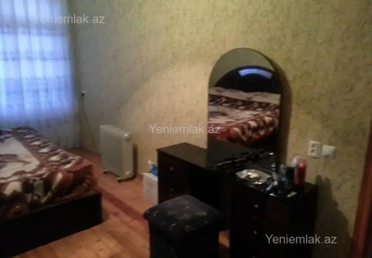 400 AZN - 4 otaqlı mənzil Kirayə (aylıq), 5-ci mikrorayon, Sumqayıt