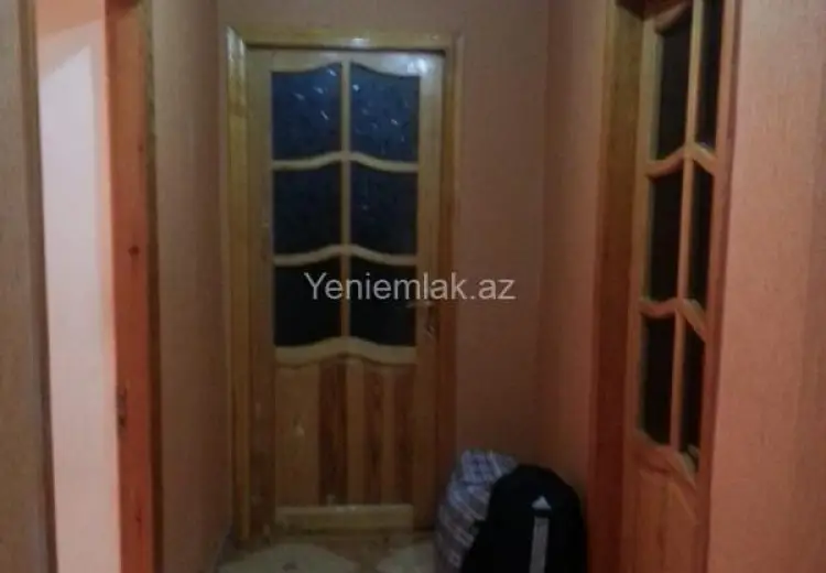400 AZN - 4 otaqlı mənzil Kirayə (aylıq), 5-ci mikrorayon, Sumqayıt