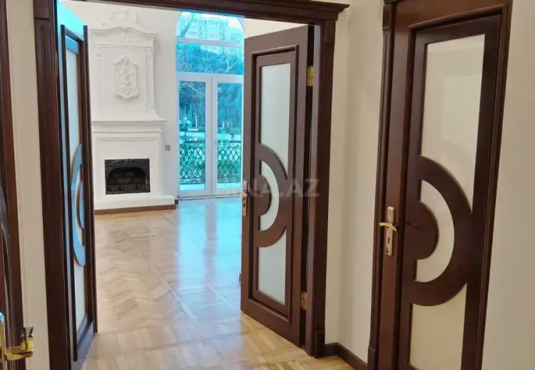 2 999 AZN - 110 m² Obyekt / Ofis Kirayə (aylıq), Nəsimi, Bakı