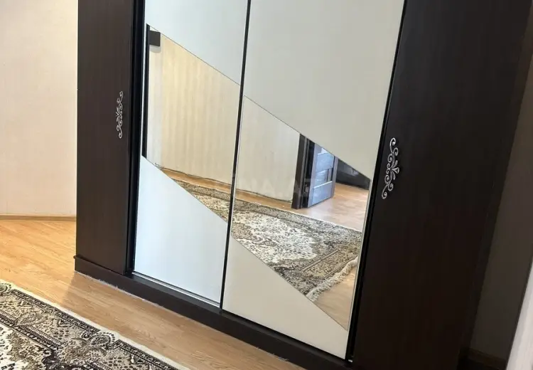 1 400 AZN - 150 m² Obyekt / Ofis Kirayə (aylıq), Yasamal, Bakı