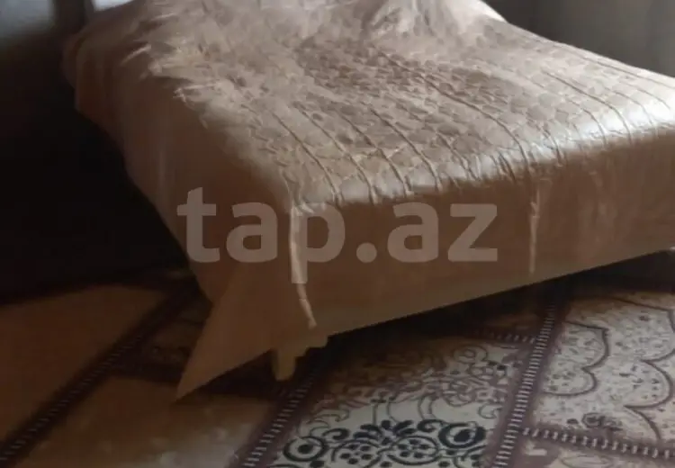 60 000 AZN - 4 otaqlı mənzil , Yevlax