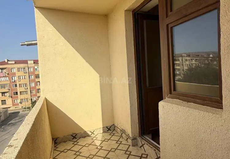 350 AZN - 4 otaqlı mənzil Kirayə (aylıq), Sahil qəs., Qaradağ, Bakı