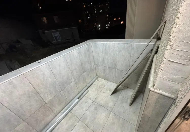290 000 AZN - 3 otaqlı mənzil Satılır, 8-ci kilometr, Nizami, Bakı