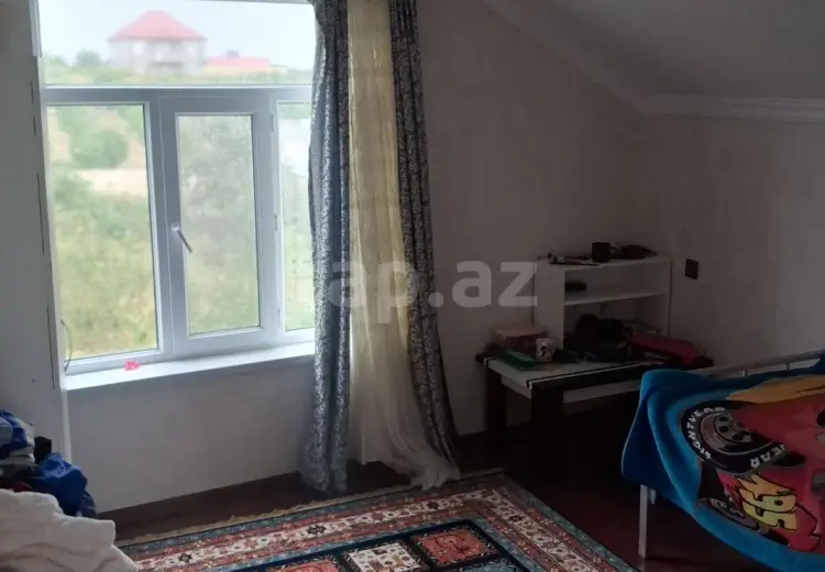80 000 AZN - 4 otaqlı mənzil , Quba