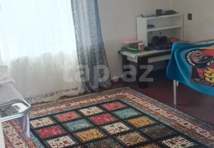 80 000 AZN - 4 otaqlı mənzil , Quba